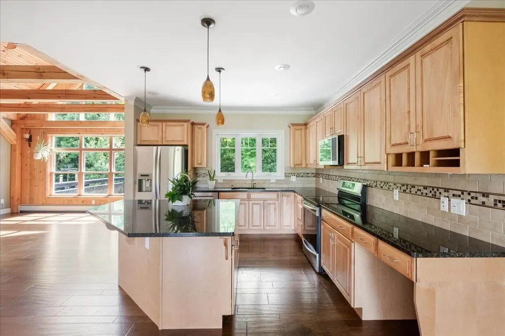 201 Old Stage Road Essex VT 05452