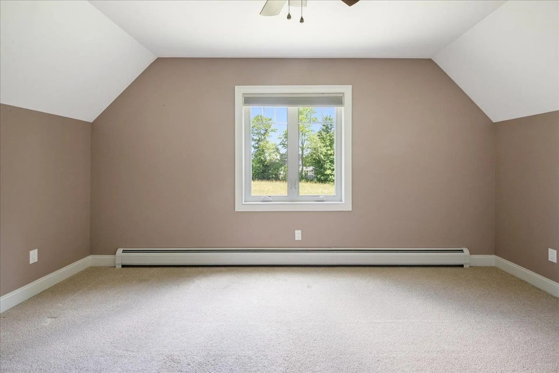 201 Old Stage Road Essex VT 05452