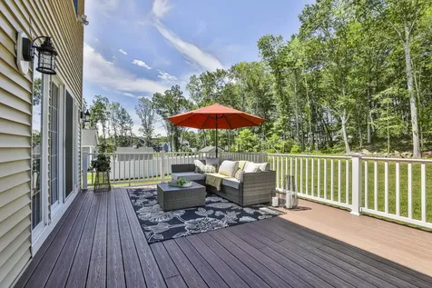 8 Cottonwood Lane Salem NH 03079