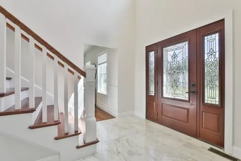 8 Cottonwood Lane Salem NH 03079