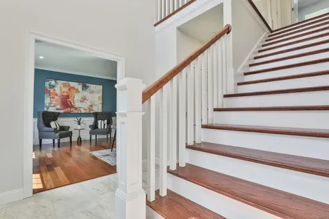 8 Cottonwood Lane Salem NH 03079