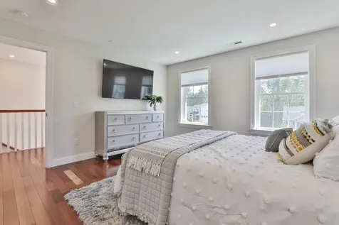 8 Cottonwood Lane Salem NH 03079