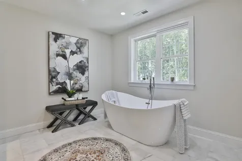 8 Cottonwood Lane Salem NH 03079