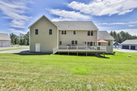 8 Cottonwood Lane Salem NH 03079