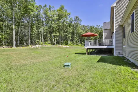8 Cottonwood Lane Salem NH 03079