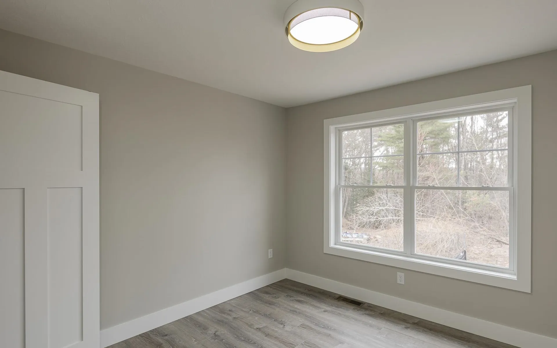 27 Riverview Road Newport NH 03773