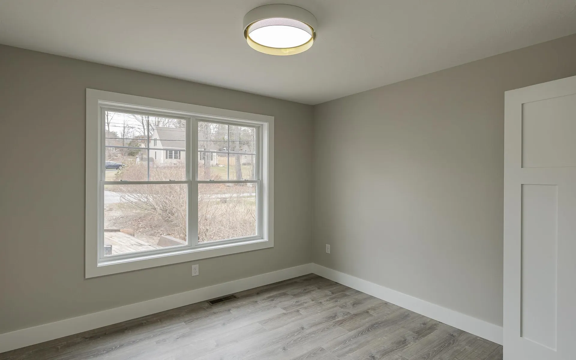 27 Riverview Road Newport NH 03773