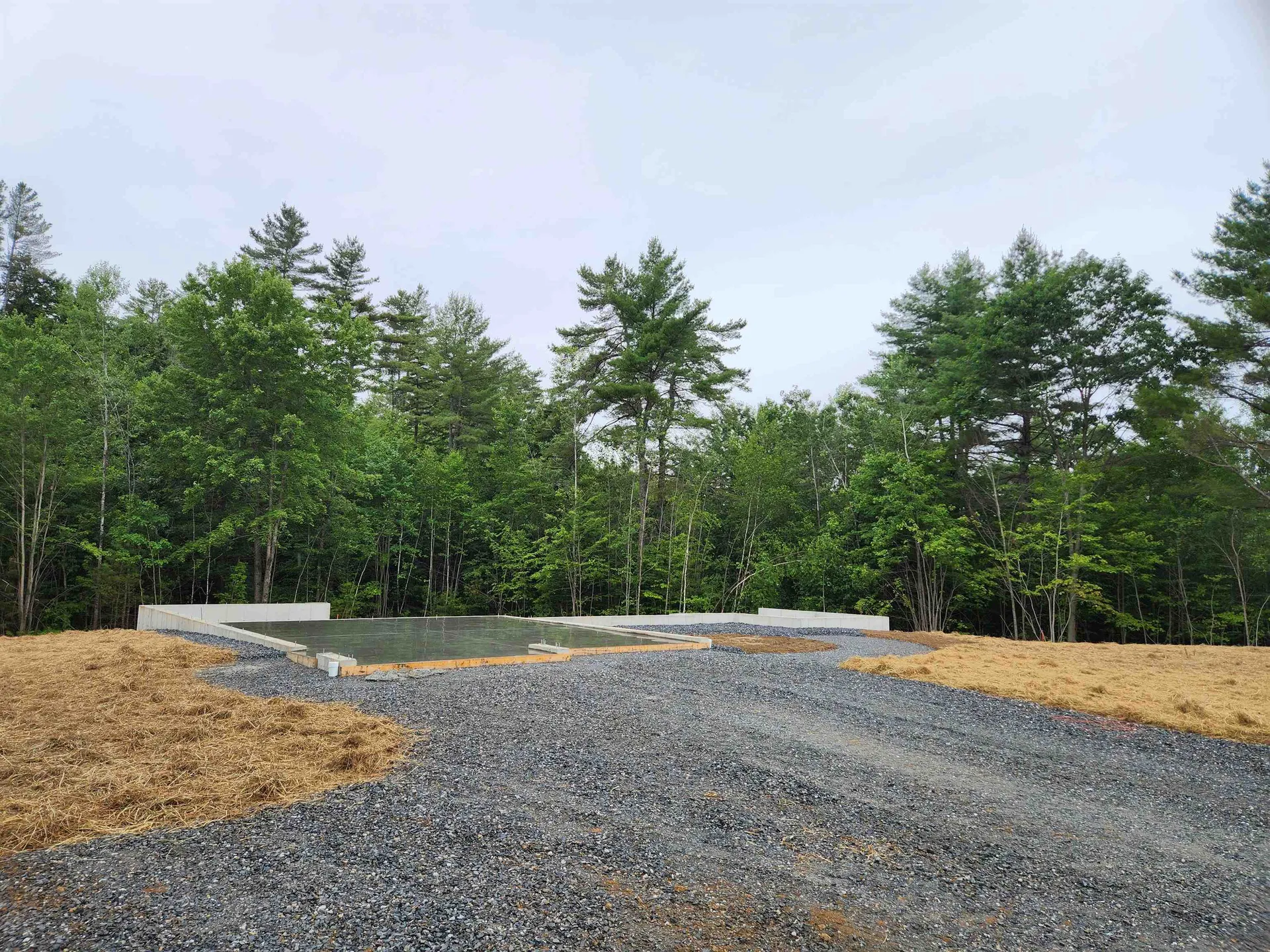 27 Riverview Road Newport NH 03773