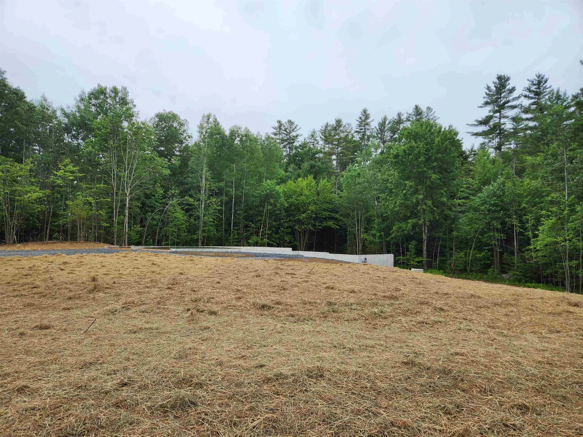 27 Riverview Road Newport NH 03773