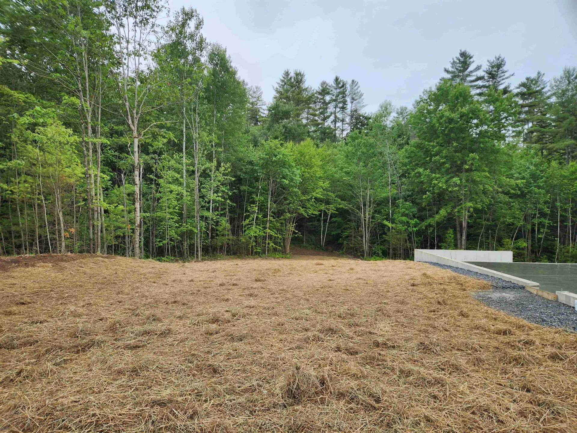 27 Riverview Road Newport NH 03773