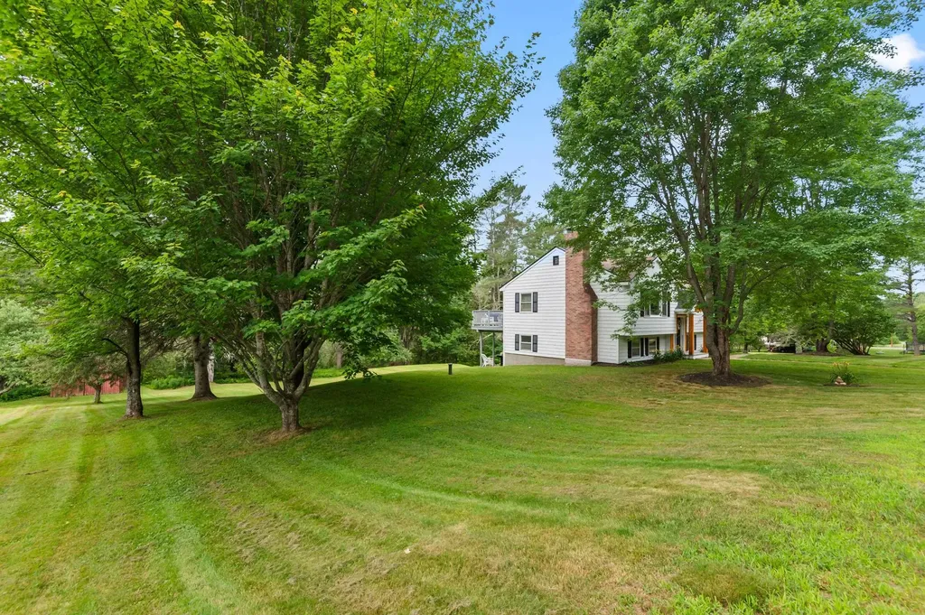 295 Old Waterford Road Littleton NH 03561