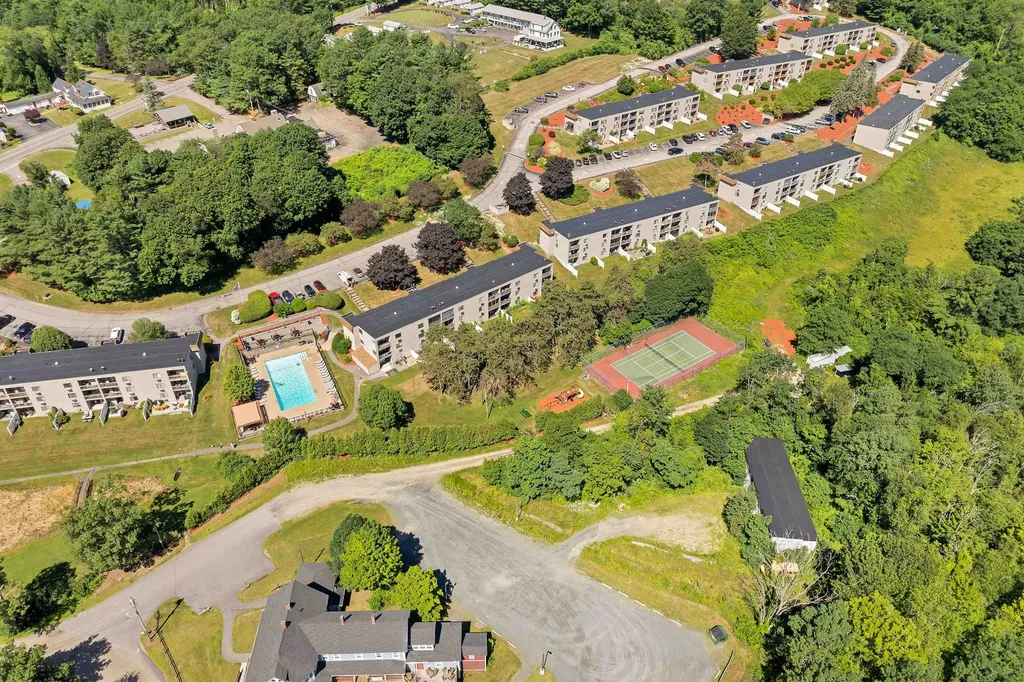 9 Treetop Circle Laconia NH 02346