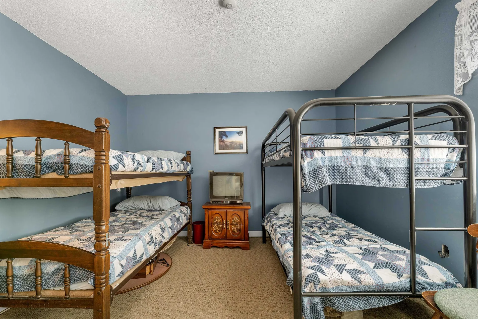 9 Treetop Circle Laconia NH 02346