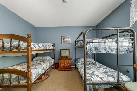 9 Treetop Circle Laconia NH 02346