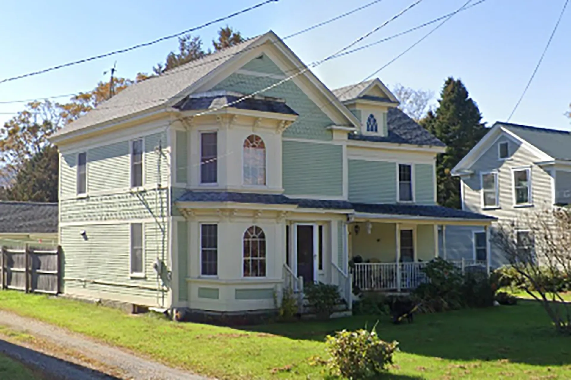 74 Bridge Street Huntington VT 05462