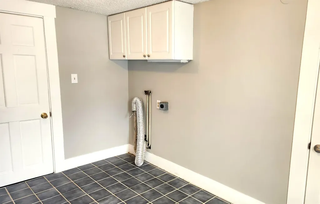 162 Main Street Belmont NH 03220