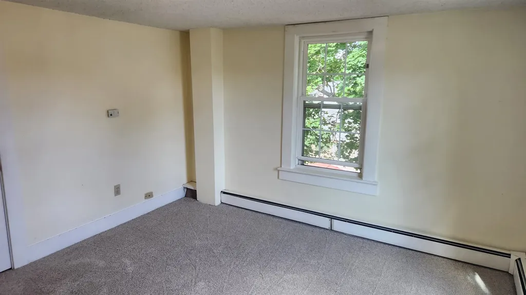 162 Main Street Belmont NH 03220