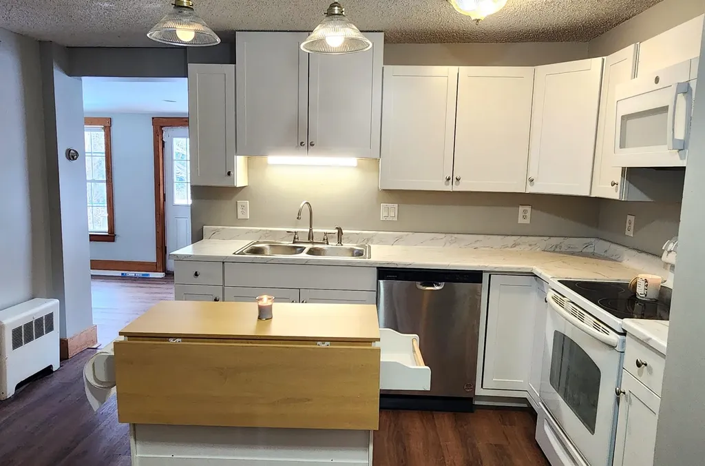 162 Main Street Belmont NH 03220