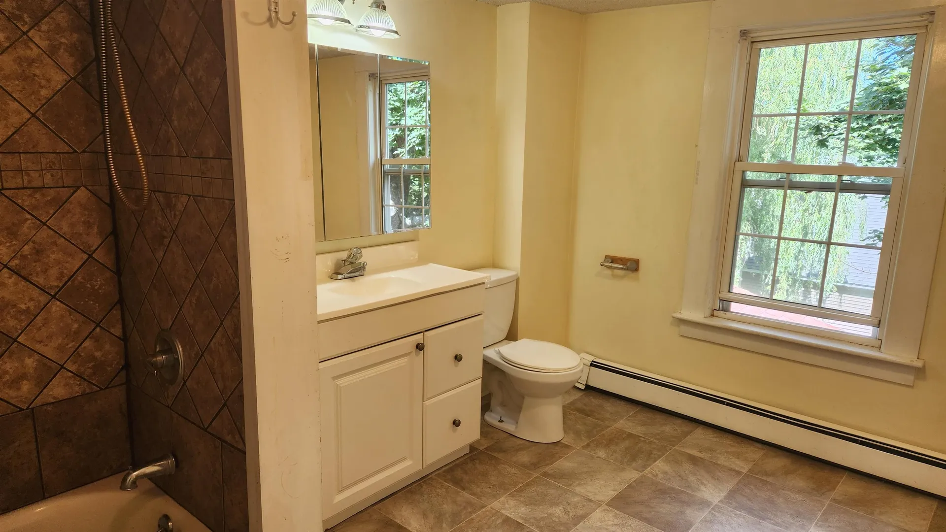 162 Main Street Belmont NH 03220