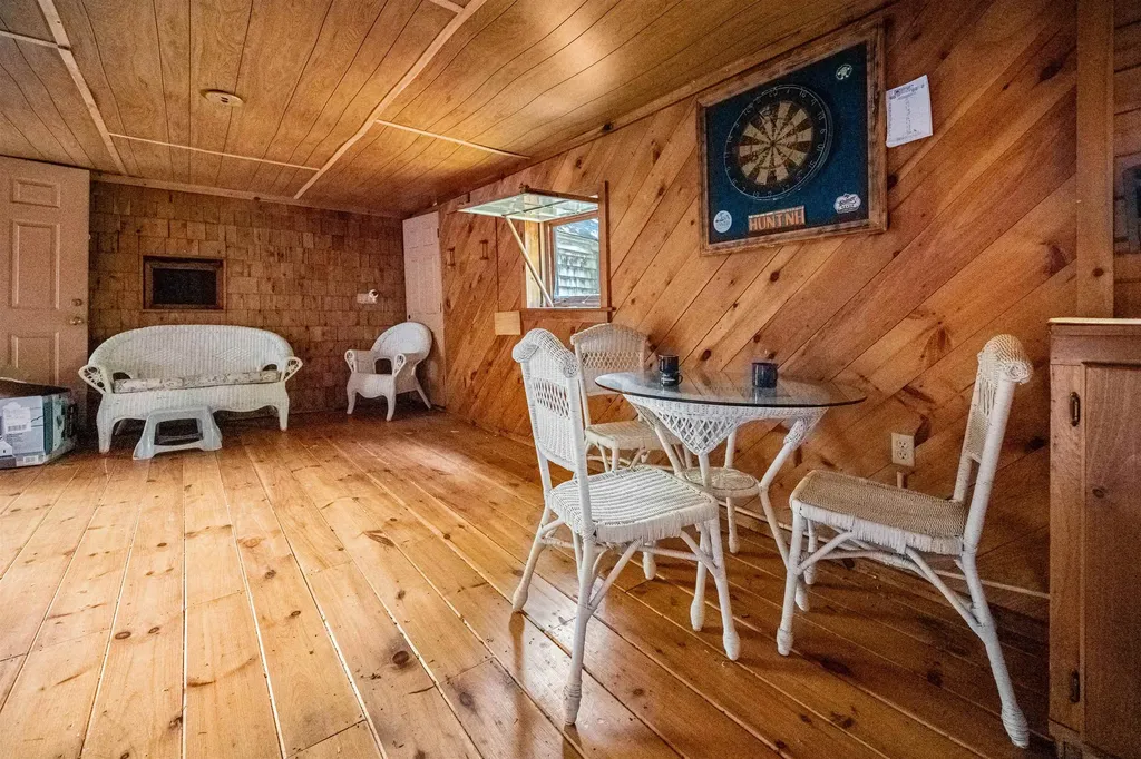 41 Scribner Road Fremont NH 03044