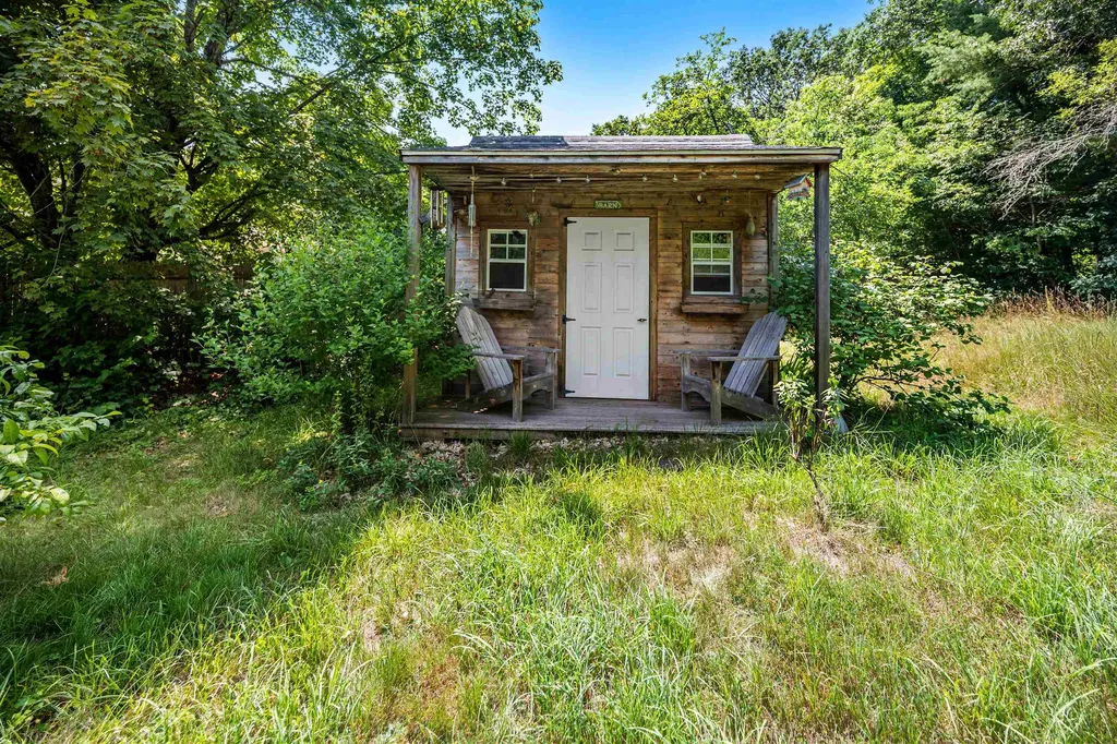 41 Scribner Road Fremont NH 03044