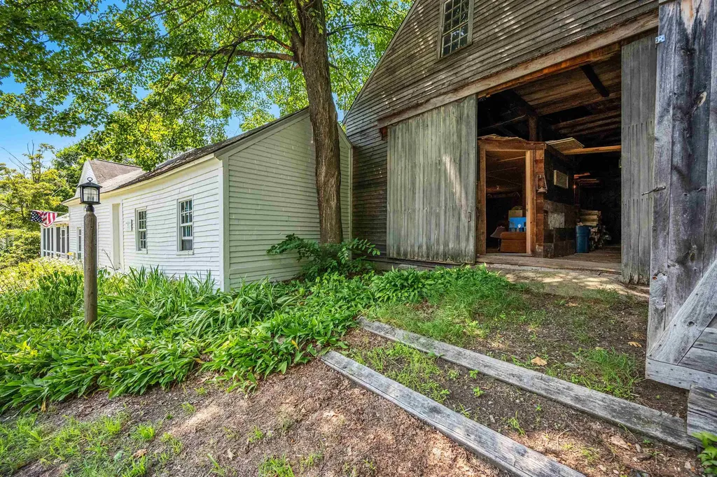 41 Scribner Road Fremont NH 03044