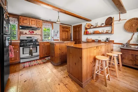 41 Scribner Road Fremont NH 03044
