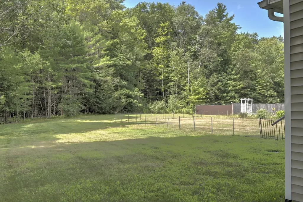 28 Eaton Road Swanzey NH 03446