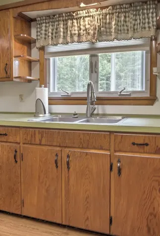 28 Eaton Road Swanzey NH 03446
