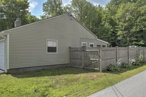 28 Eaton Road Swanzey NH 03446