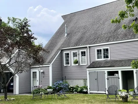 13 Hilltop Place New London NH 03257