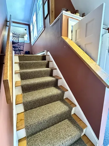 13 Hilltop Place New London NH 03257