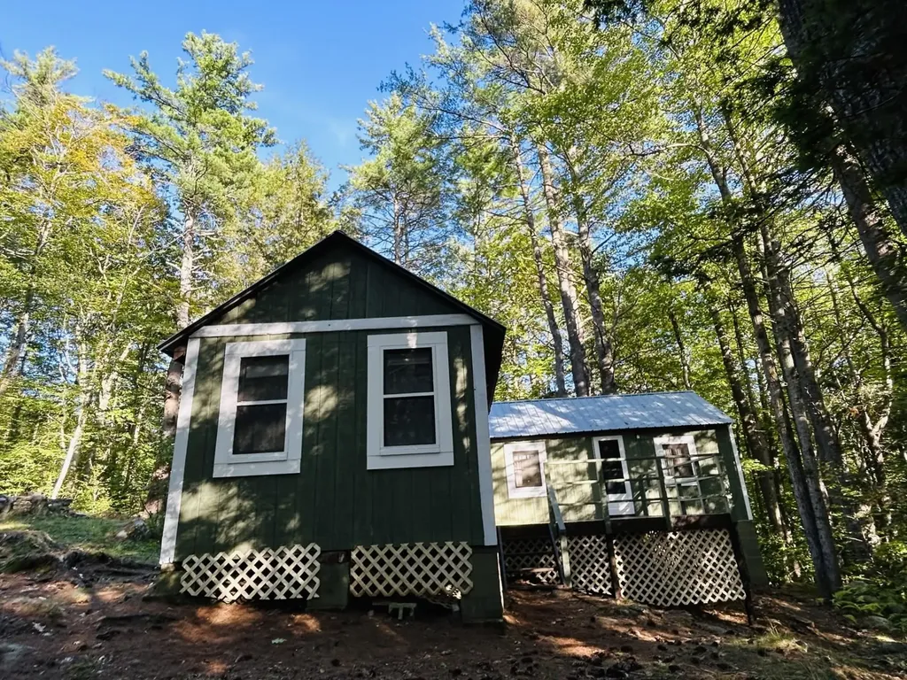 25 South Pond Road Fitzwilliam NH 03447