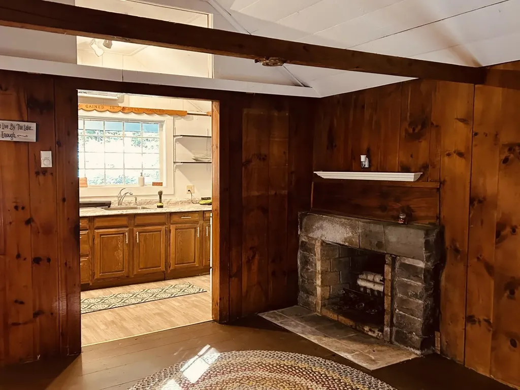 25 South Pond Road Fitzwilliam NH 03447