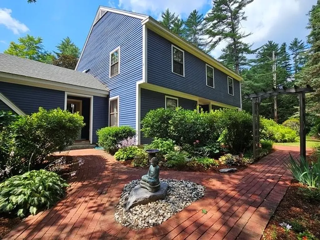 12 Sawyers Crossing Road Swanzey NH 03446