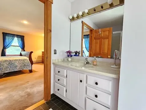 12 Sawyers Crossing Road Swanzey NH 03446