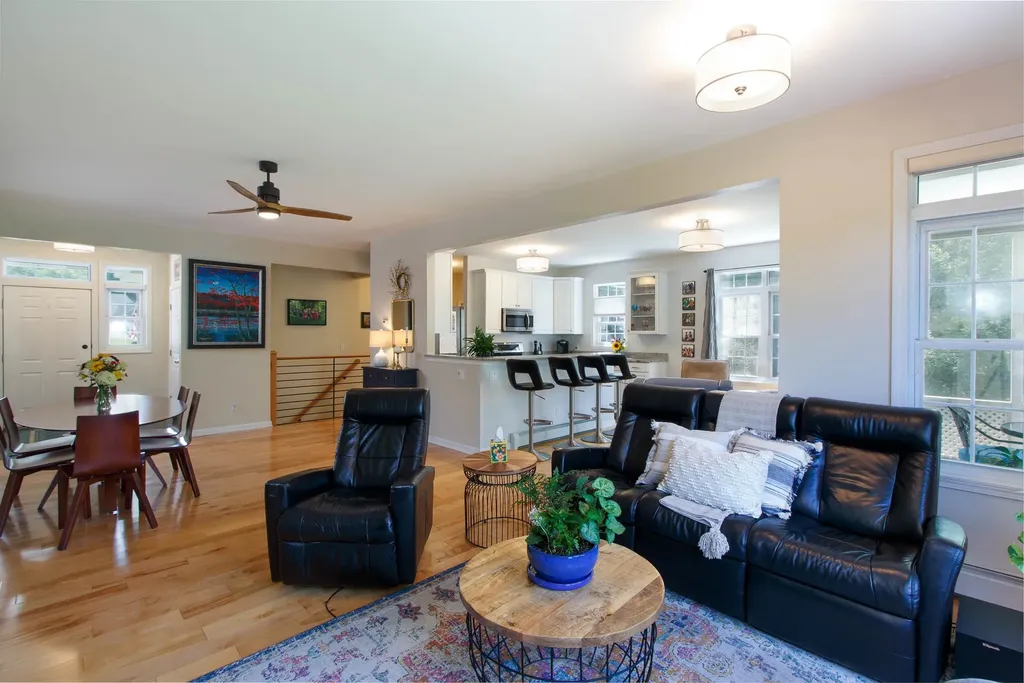 125 Casey Lane Williston VT 05495