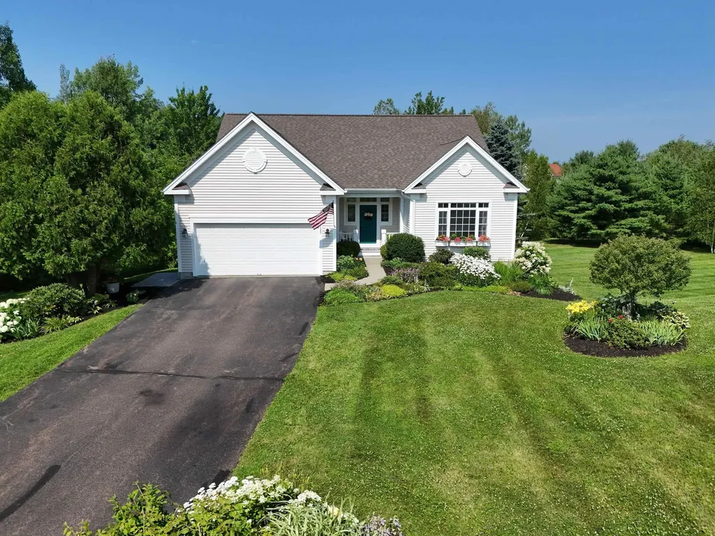 125 Casey Lane Williston VT 05495