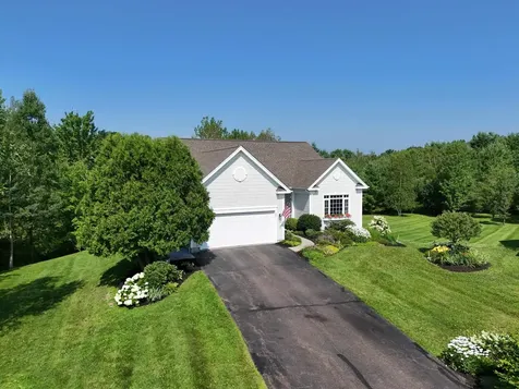 125 Casey Lane Williston VT 05495