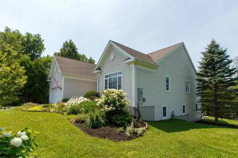 125 Casey Lane Williston VT 05495
