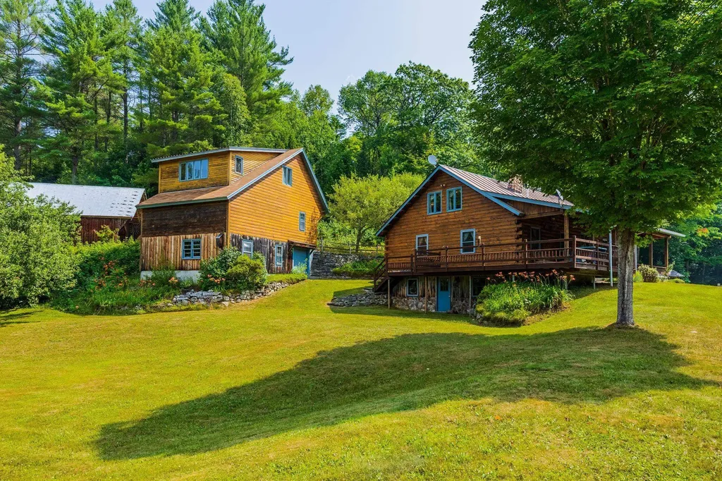 830 Old Schoolhouse Road Newbury VT 05051