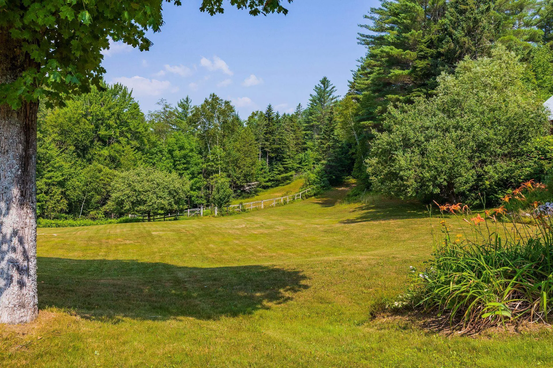 830 Old Schoolhouse Road Newbury VT 05051