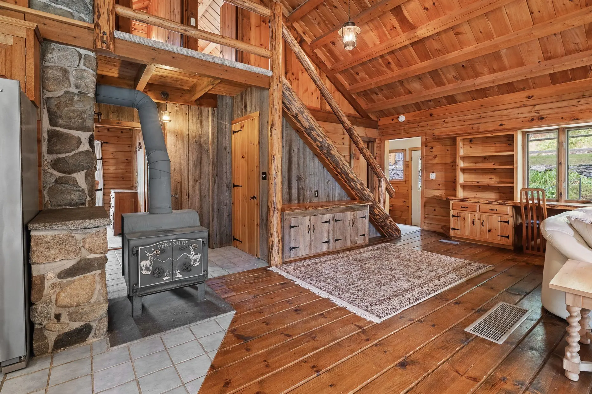 830 Old Schoolhouse Road Newbury VT 05051