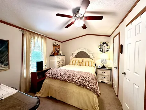 6 Cardinal Circle Keene NH 03431