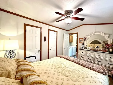 6 Cardinal Circle Keene NH 03431