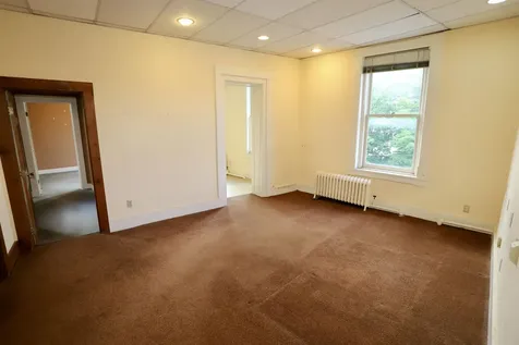 1184 Main Street St. Johnsbury VT 05819