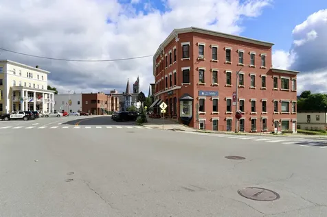 1184 Main Street St. Johnsbury VT 05819