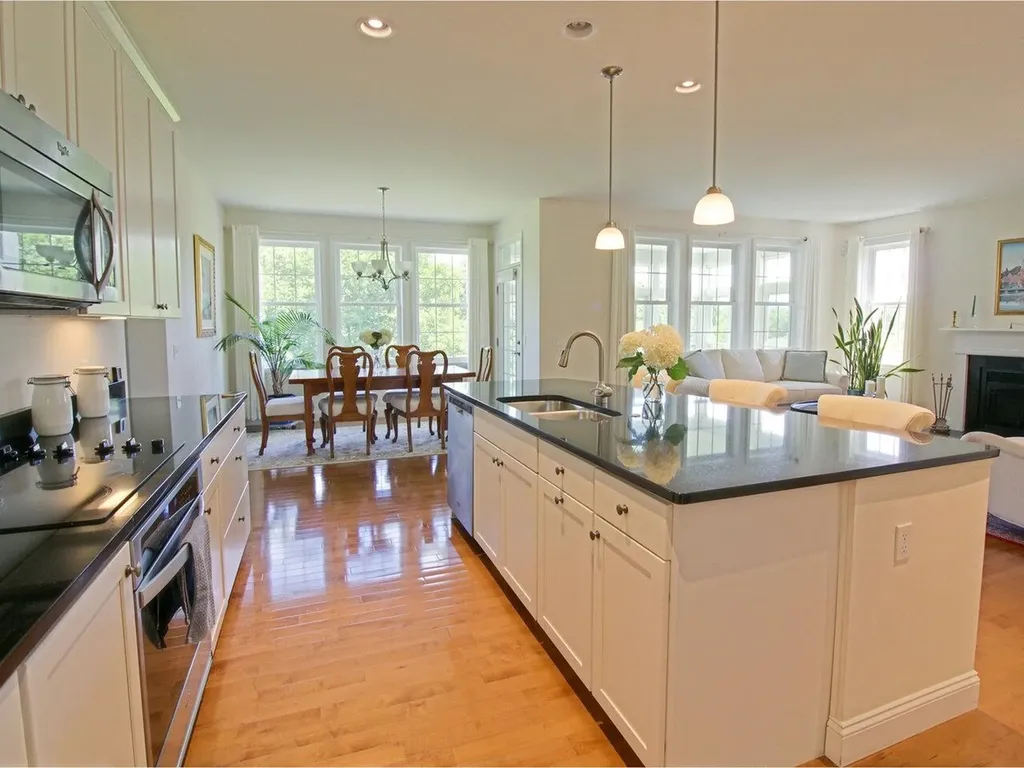 36 Half Moon Lane Williston VT 05495