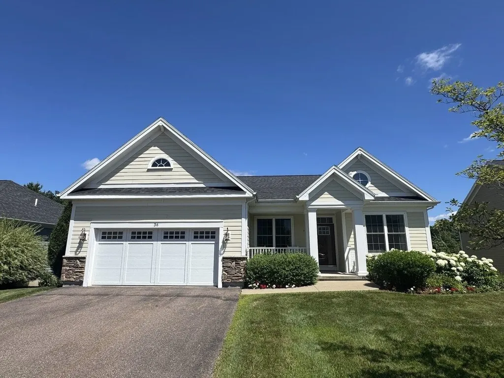 36 Half Moon Lane Williston VT 05495
