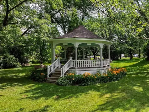 36 Half Moon Lane Williston VT 05495